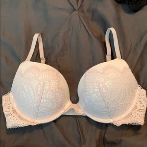 34C Victoria Secret Bra